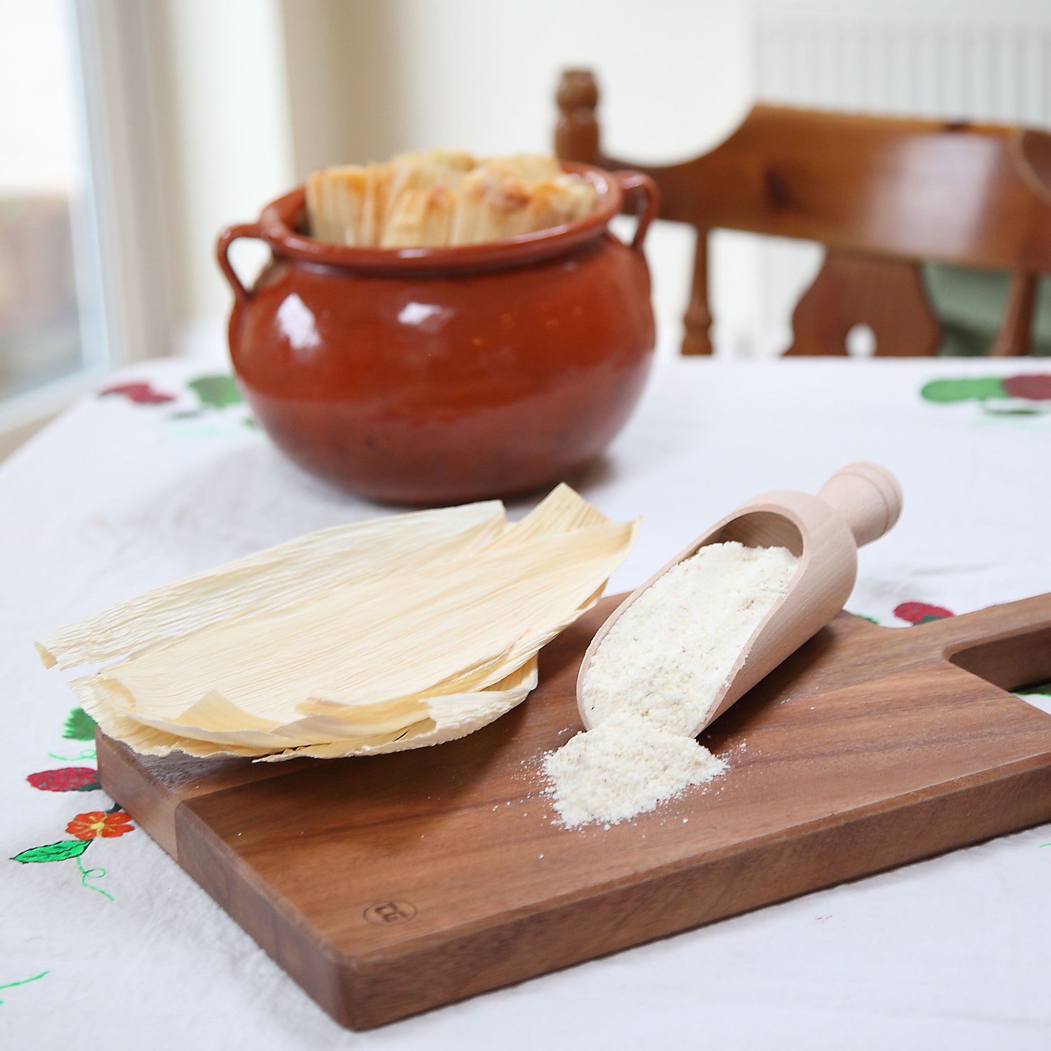 Hojas para tamal y harina para tamales