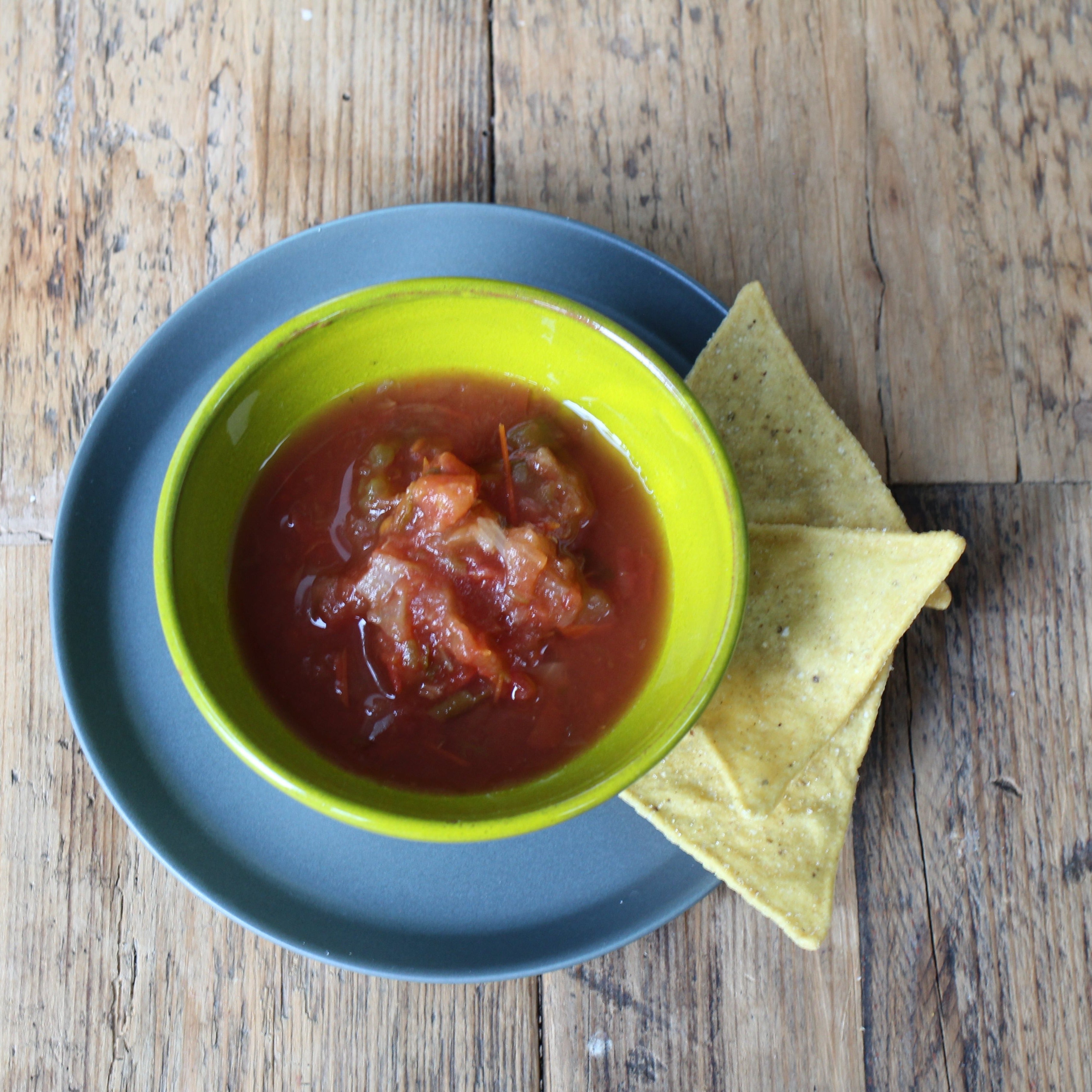 Salsa Casera with Tortilla Chips